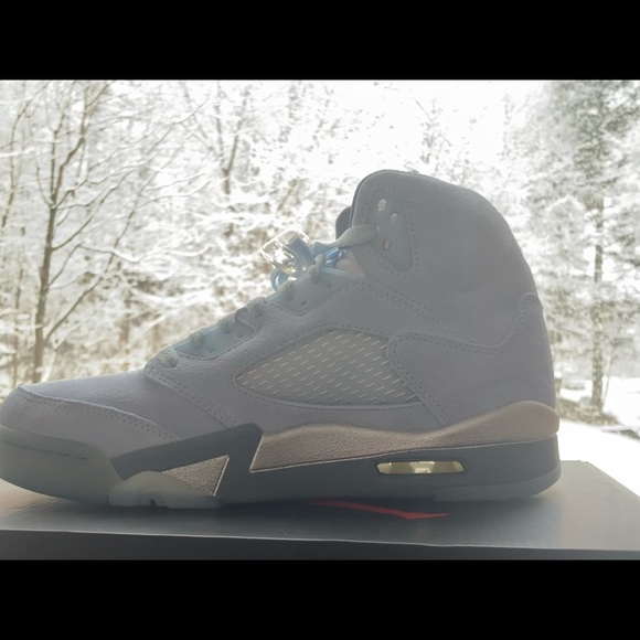 WMNS Air Jordan 5 Retro